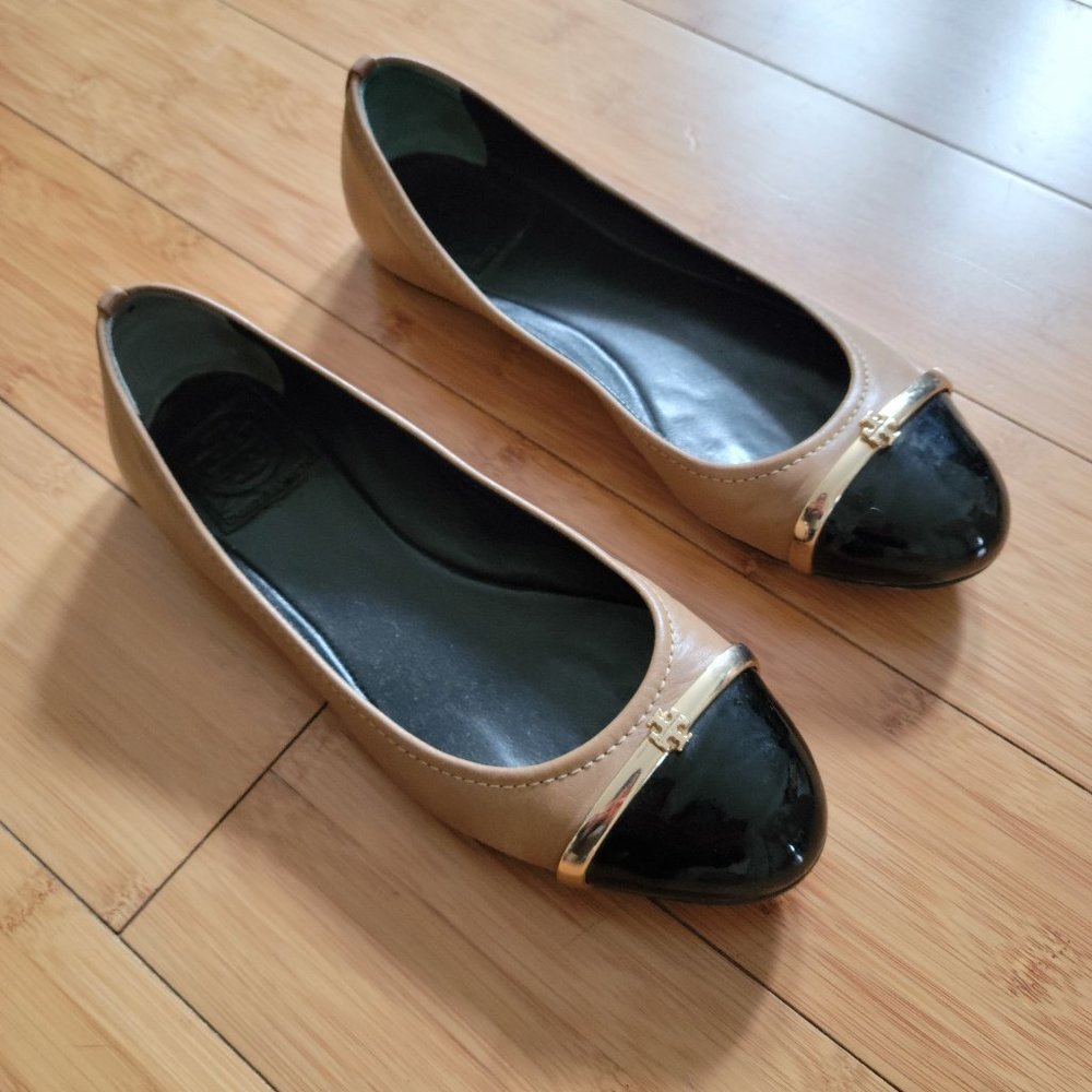 Tory Burch Beige Cap toe Flats - 7
